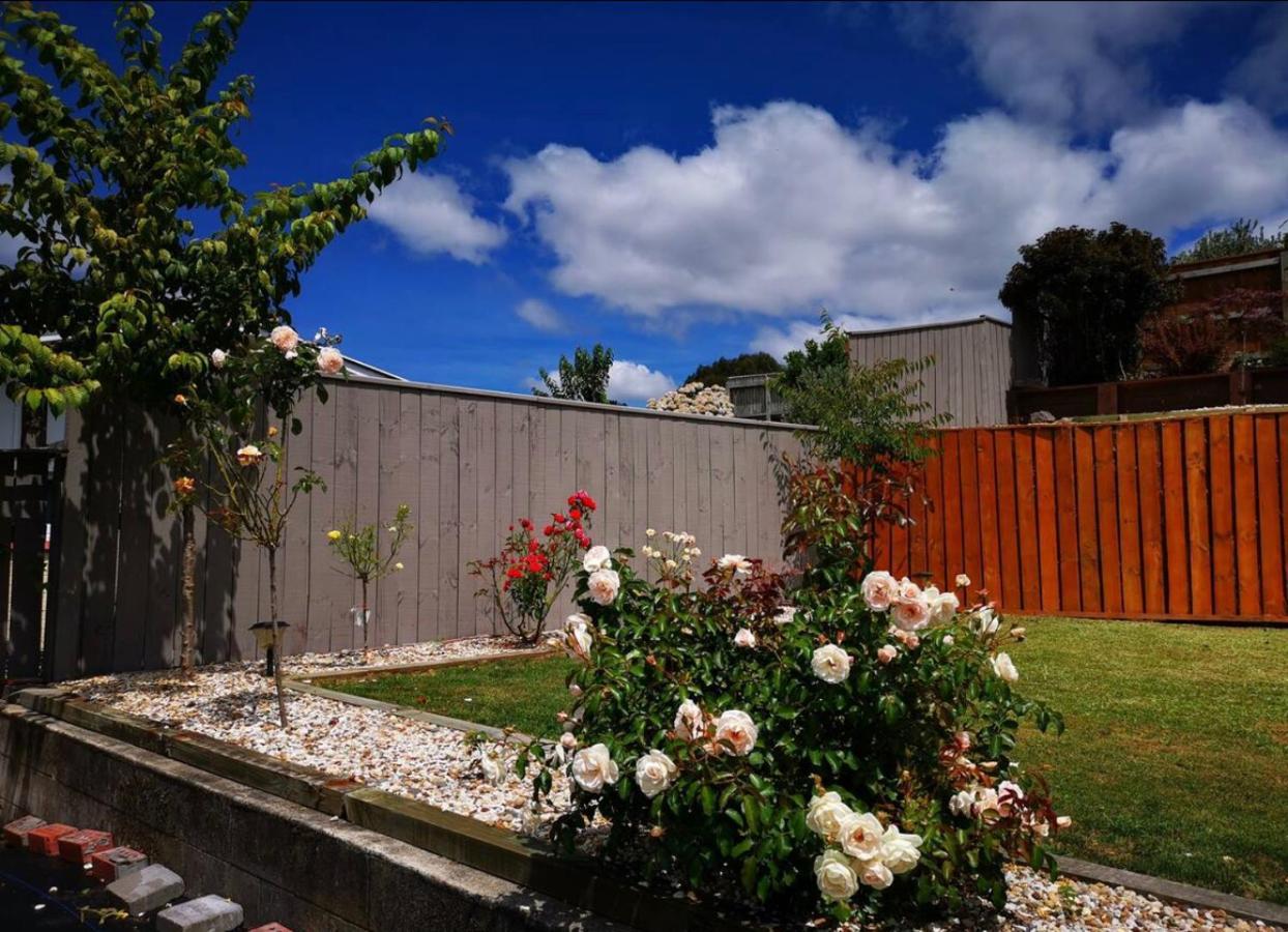 Spacious Utuhina Holiday House Rotorua Eksteriør billede